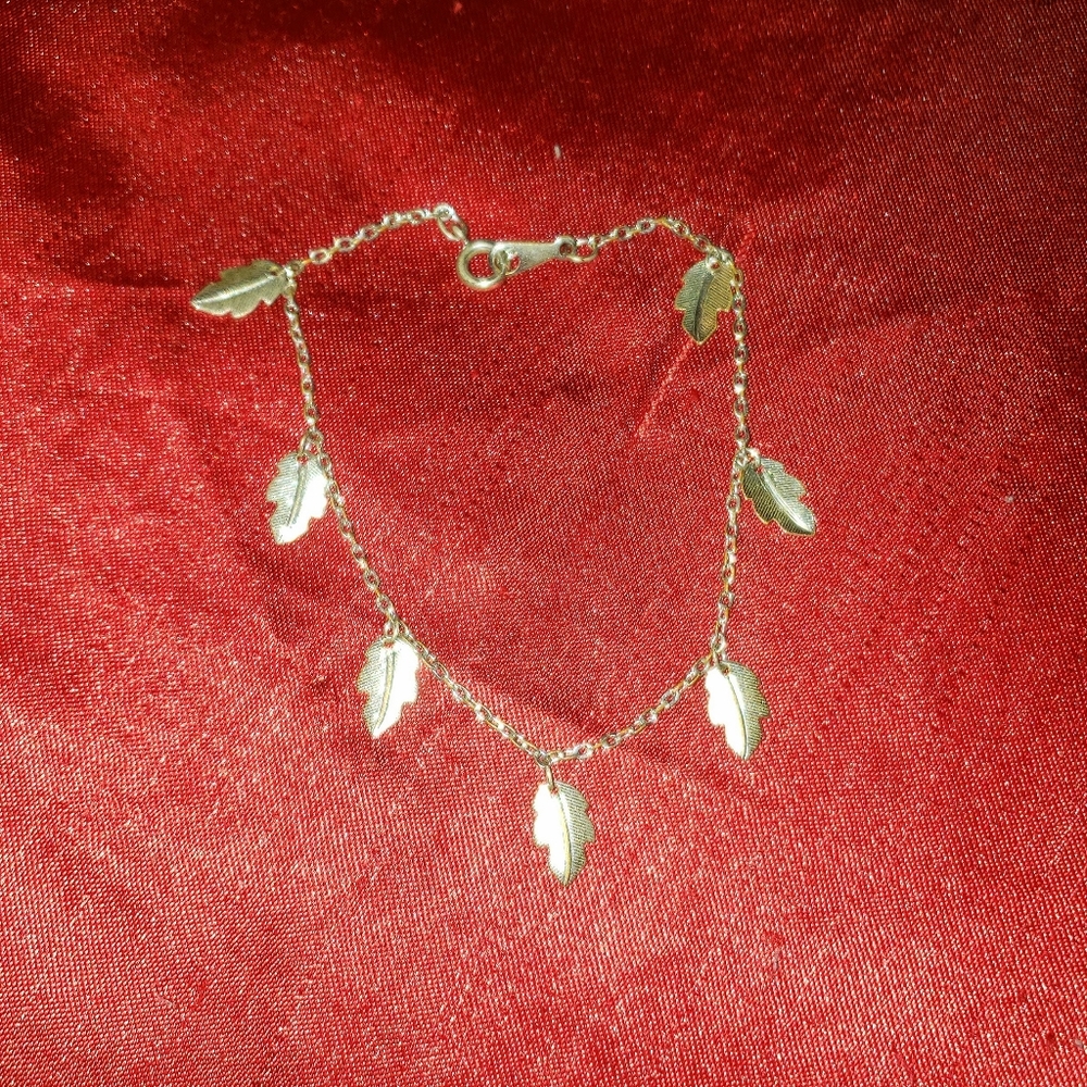 Leaf Charm Bracelet
